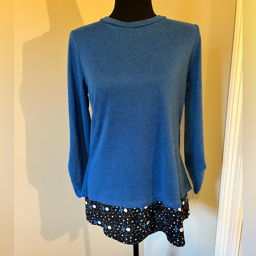 Kim Rogers Stretch Drop Tail Top